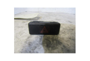 Bouton de warning BMW SERIE 5 E39 Photo n°1