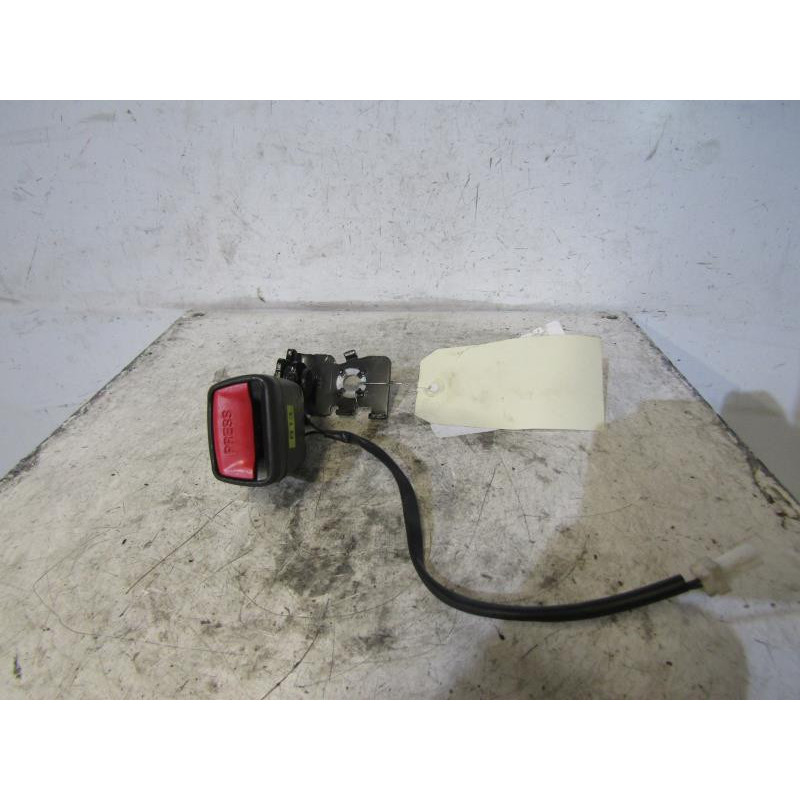 Attache ceinture arriere droit HYUNDAI I 30 1 Photo n°1