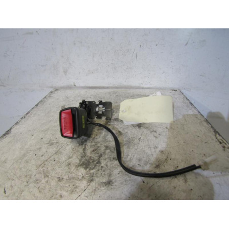 Attache ceinture arriere droit HYUNDAI I 30 1