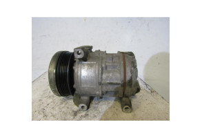 Compresseur clim FIAT GRANDE PUNTO Photo n°2