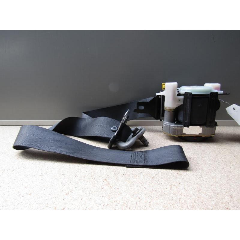 Ceinture avant droit HONDA CIVIC 7 Photo n°1