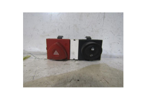 Bouton de warning RENAULT MEGANE 2 Photo n°2