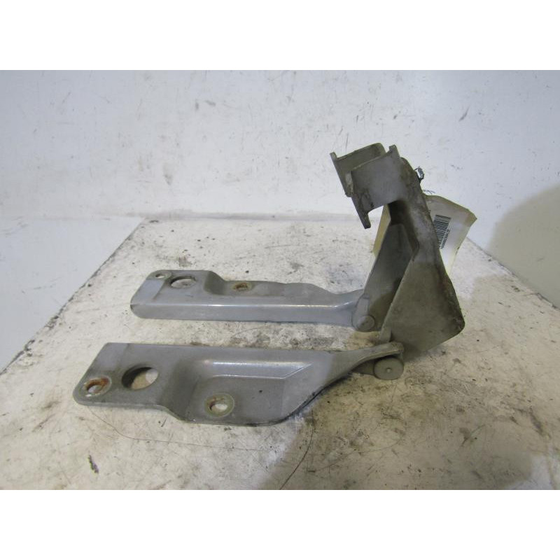 Charniere de capot NISSAN ALMERA 2 Photo n°1