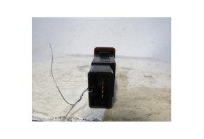Bouton de warning HYUNDAI TRAJET Photo n°2