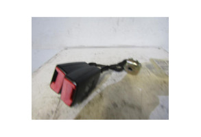 Attache ceinture arriere gauche VOLKSWAGEN POLO 4 Photo n°1