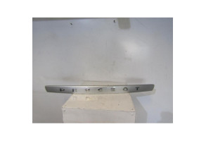 Bouton de coffre PEUGEOT 308 1 SW Photo n°1