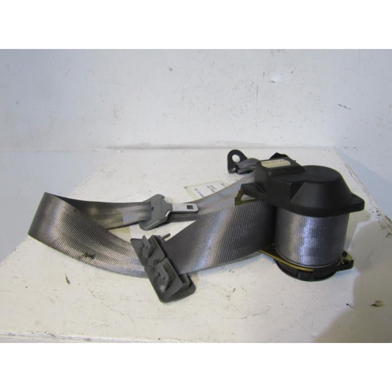 Ceinture arriere droit PEUGEOT 406 Photo n°1