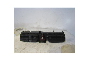 Bouton de warning MERCEDES CLASSE C 203 Photo n°1
