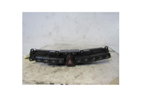 Bouton de warning MERCEDES CLASSE S 220 Photo n°1