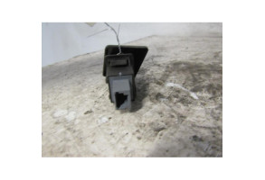 Bouton de warning TOYOTA YARIS 2 Photo n°2