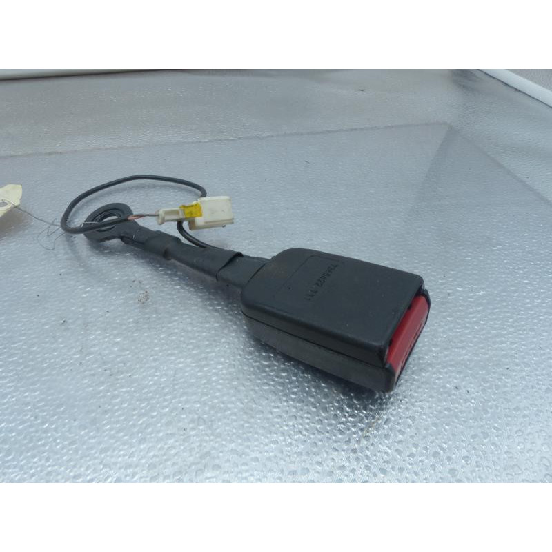Attache ceinture arriere droit CITROEN C6 Photo n°1