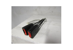 Attache ceinture arriere droit VOLKSWAGEN POLO 3 Photo n°1