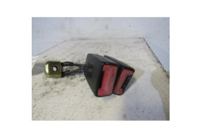 Attache ceinture arriere gauche VOLKSWAGEN POLO 4 Photo n°1