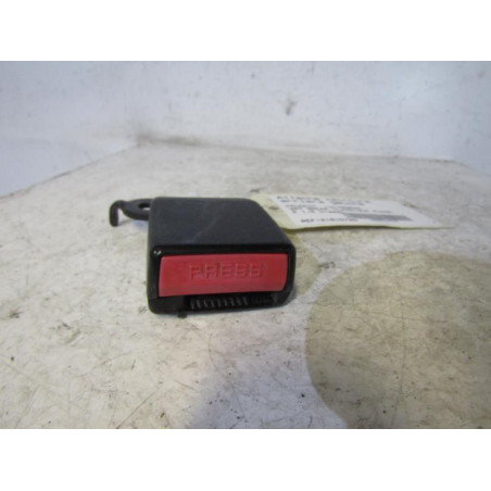 Attache ceinture arriere gauche PEUGEOT 307