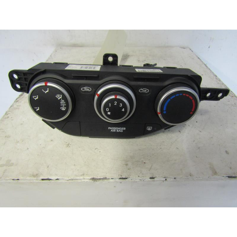 Commande chauffage KIA PICANTO 2 Photo n°1