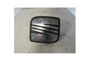 Bouton de coffre SEAT IBIZA 3 Photo n°1