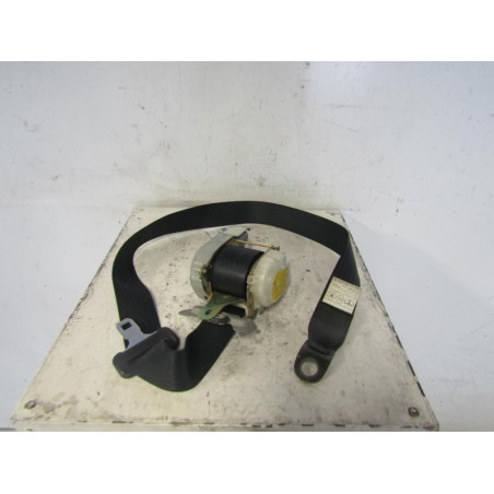 Ceinture avant droit TOYOTA COROLLA VERSO 2