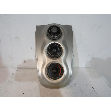 Commande chauffage TOYOTA YARIS 2
