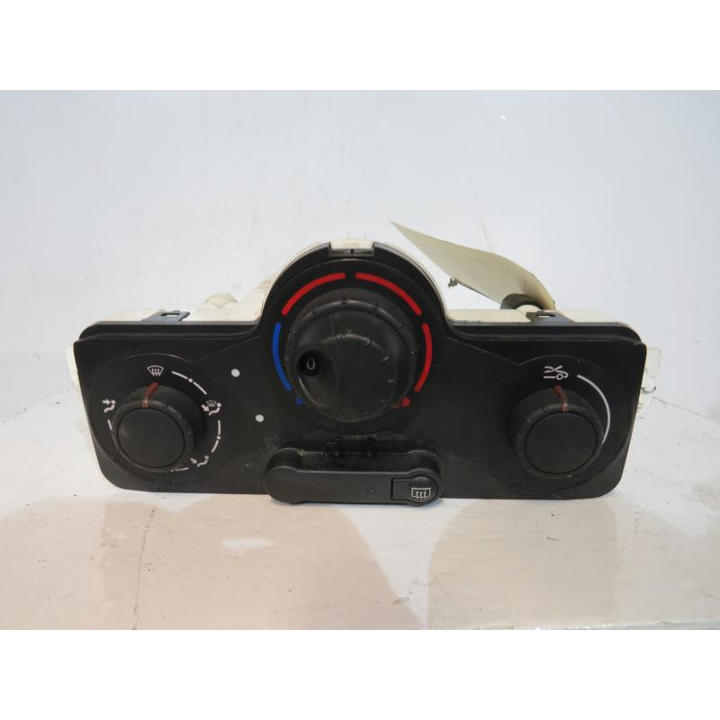 Commande chauffage RENAULT CLIO 3 Photo n°1