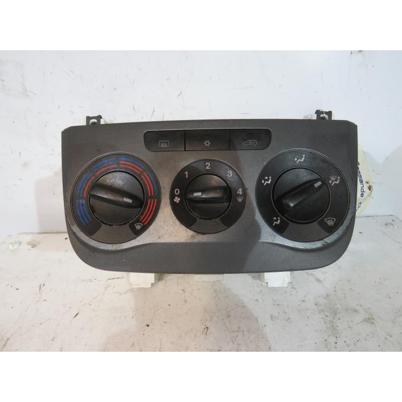 Commande chauffage FIAT GRANDE PUNTO Photo n°1