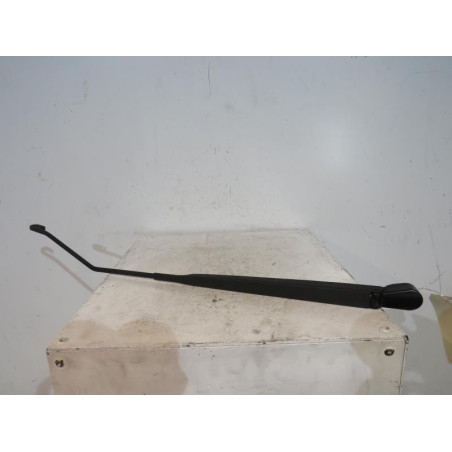 Bras essuie glace avant droit PEUGEOT 1007