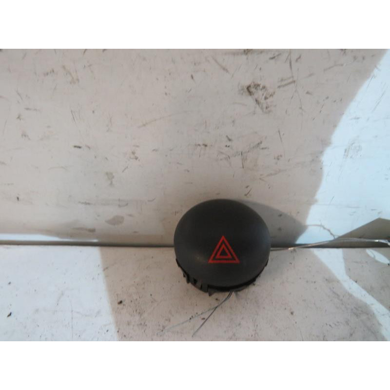 Bouton de warning MINI MINI 2 R56 Photo n°1