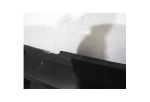 Calandre VOLKSWAGEN PASSAT 4 Photo n°2