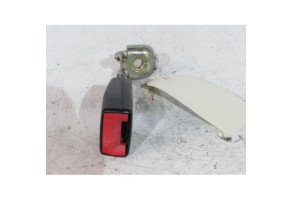 Attache ceinture arriere droit VOLKSWAGEN PASSAT 4 Photo n°1
