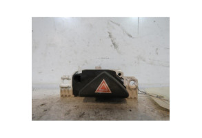 Bouton de warning FORD FOCUS 1 Photo n°1