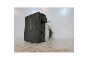 Bloc ABS (freins anti-blocage) VOLKSWAGEN POLO 4 Photo n°2