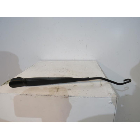 Bras essuie glace avant gauche CITROEN C2