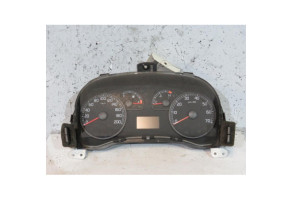Compteur FIAT PUNTO 2 Photo n°1