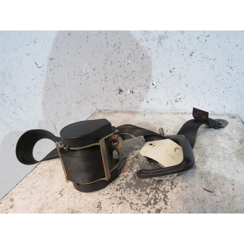 Ceinture arriere droit PEUGEOT 307 Photo n°1