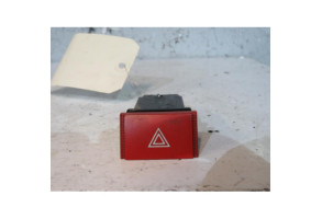 Bouton de warning HYUNDAI GETZ Photo n°1