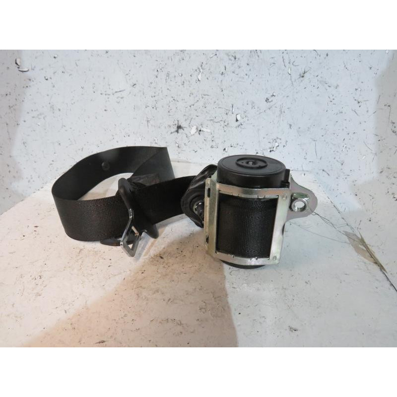 Ceinture arriere droit OPEL CORSA D Photo n°1