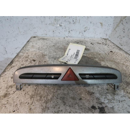 Bouton de warning PEUGEOT 308 1