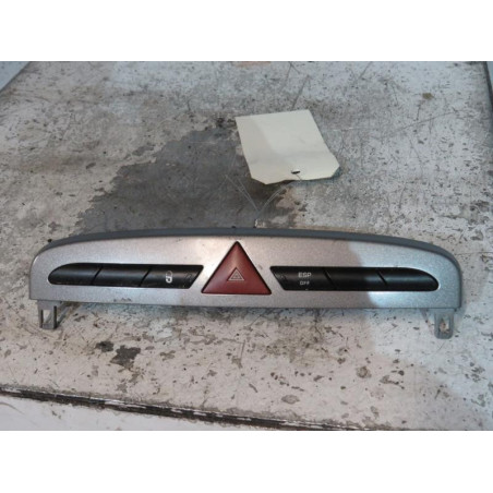Bouton de warning PEUGEOT 308 1