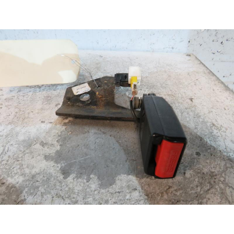 Attache ceinture arriere gauche CITROEN C4 1 Photo n°1