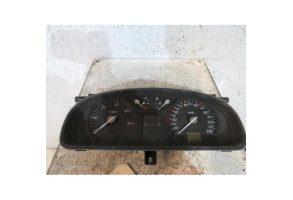 Compteur RENAULT LAGUNA 2 Photo n°1