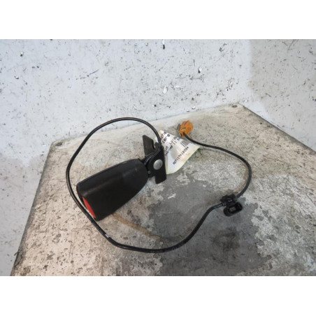 Attache ceinture arriere gauche VOLVO S 40 2