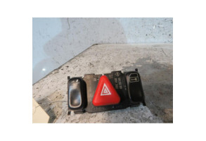 Bouton de warning MERCEDES CLASSE CLK 208 Photo n°1