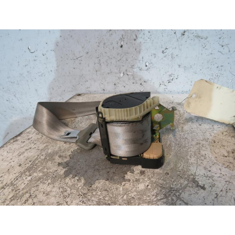 Ceinture arriere droit RENAULT CLIO 2 Photo n°1