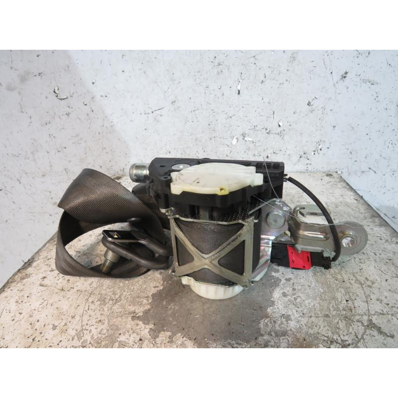 Ceinture avant droit RENAULT CLIO 3 Photo n°1