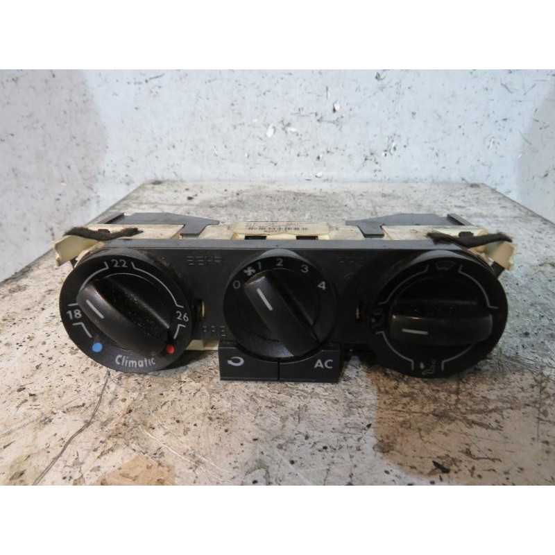 Commande chauffage VOLKSWAGEN FOX Photo n°1