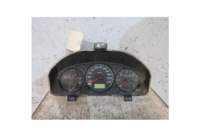 Compteur MAZDA 323 6 Photo n°1