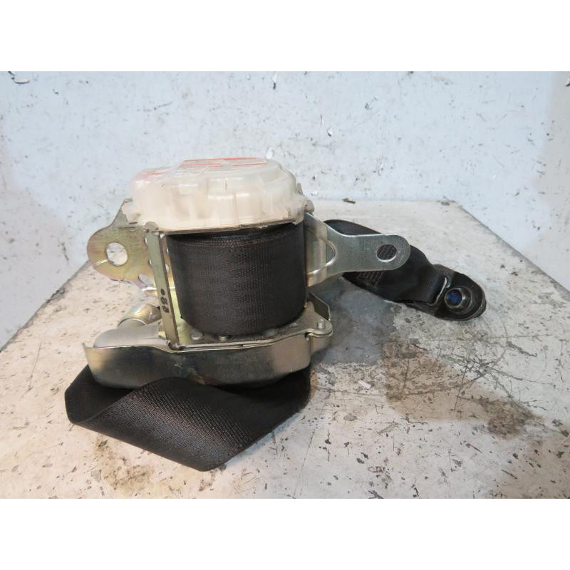 Ceinture avant droit SUZUKI SWIFT 3 Photo n°1