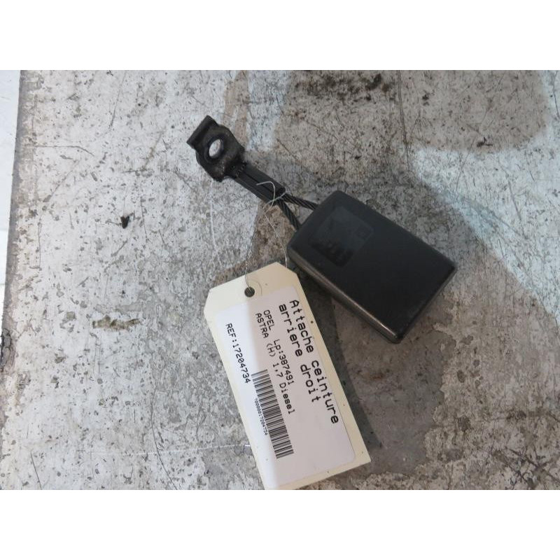 Attache ceinture arriere droit OPEL ASTRA H Photo n°1