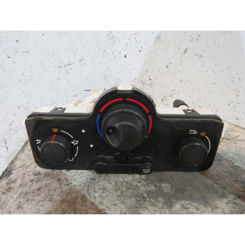 Commande chauffage RENAULT CLIO 3 Photo n°1