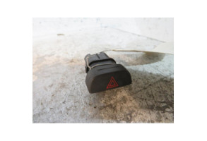 Bouton de warning FORD FOCUS 2 Photo n°1