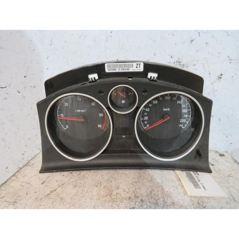 Compteur OPEL ASTRA H Photo n°1